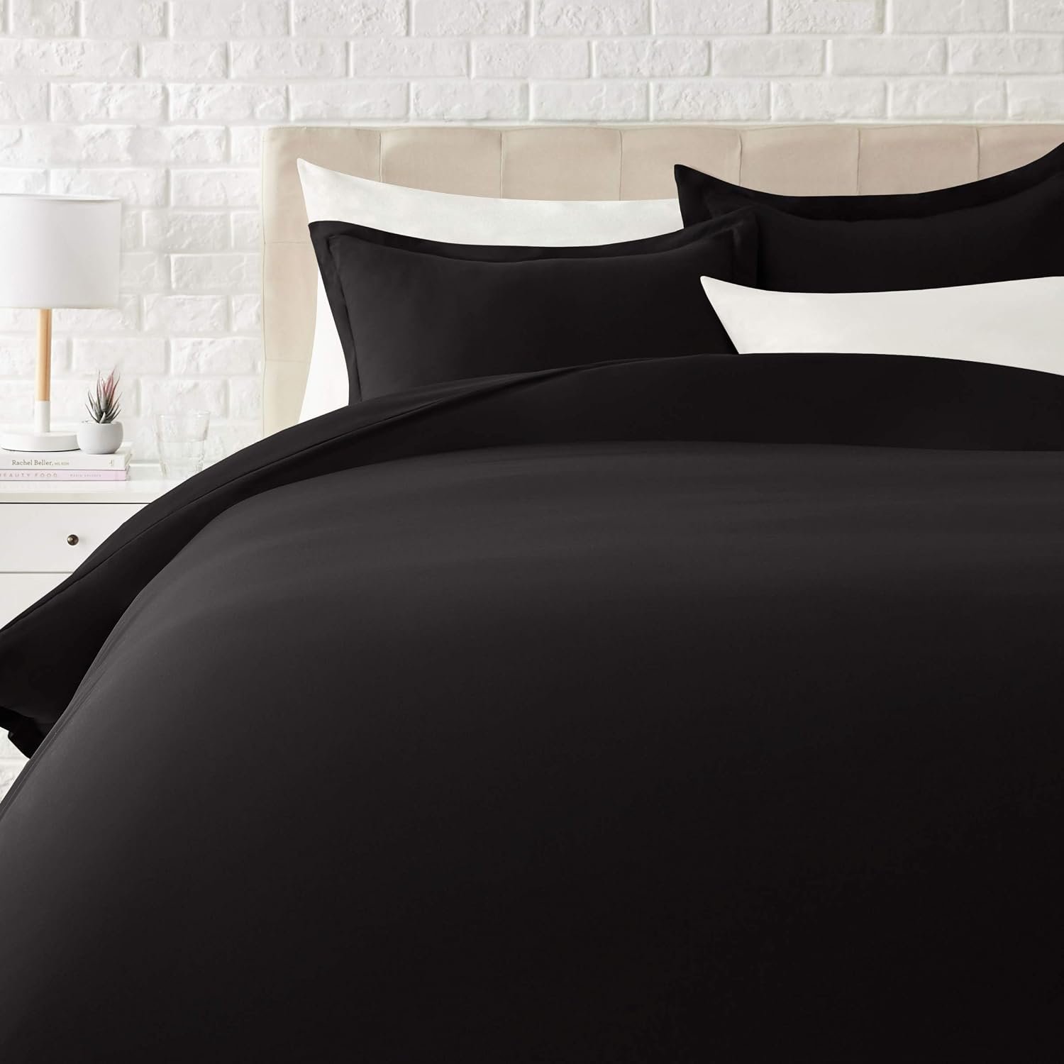 Lightweight Microfiber 3-Piece Duvet Cover Set with Zipper Closure, Full/Queen, Black, Solid