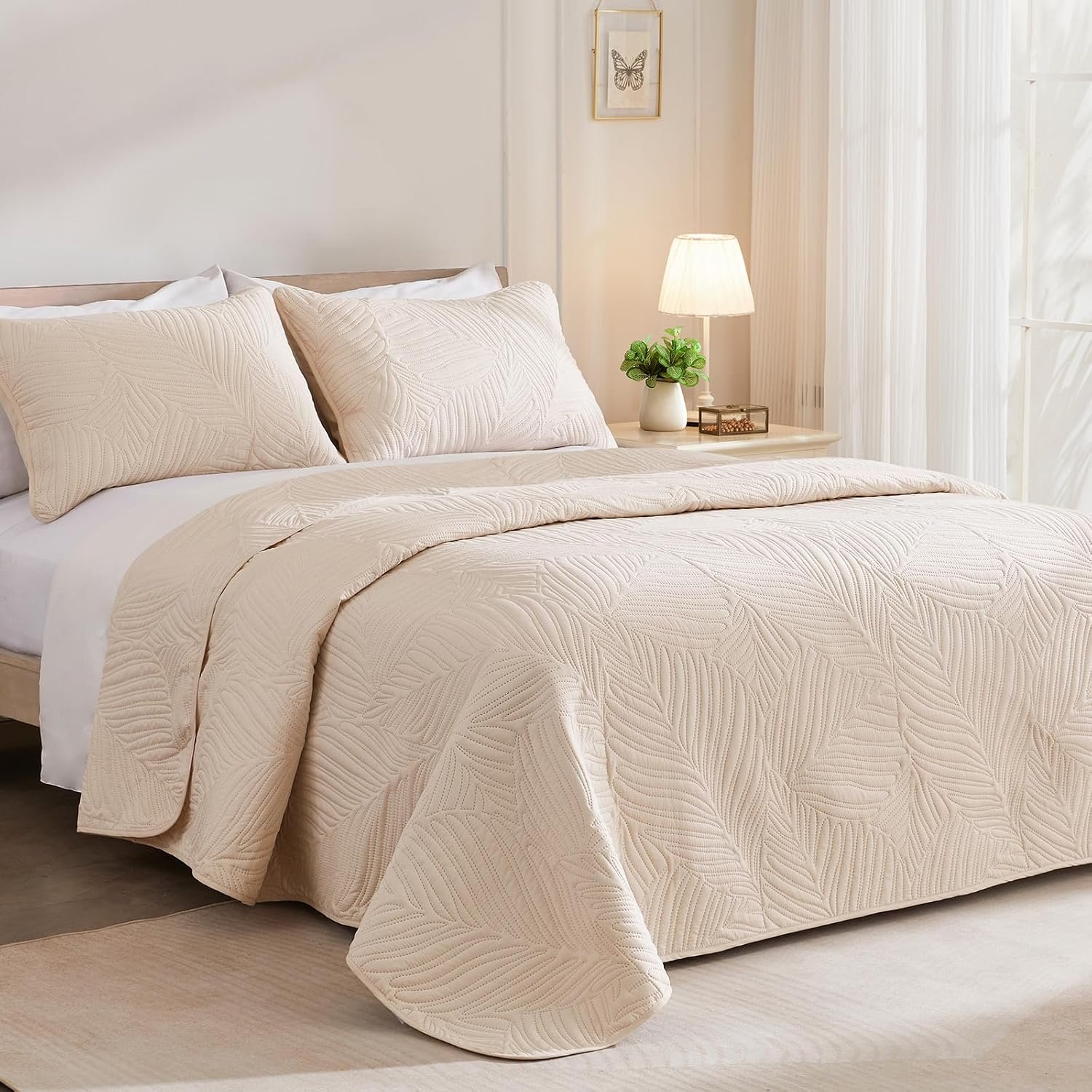 Queen Quilt Bedding Set, Lightweight Beige Quilts Queen Full Size for All Seasons, Soft Microfiber Bedspreads Coverlets Bed Cover with Leaf Pattern, 3 Piece - Image 2