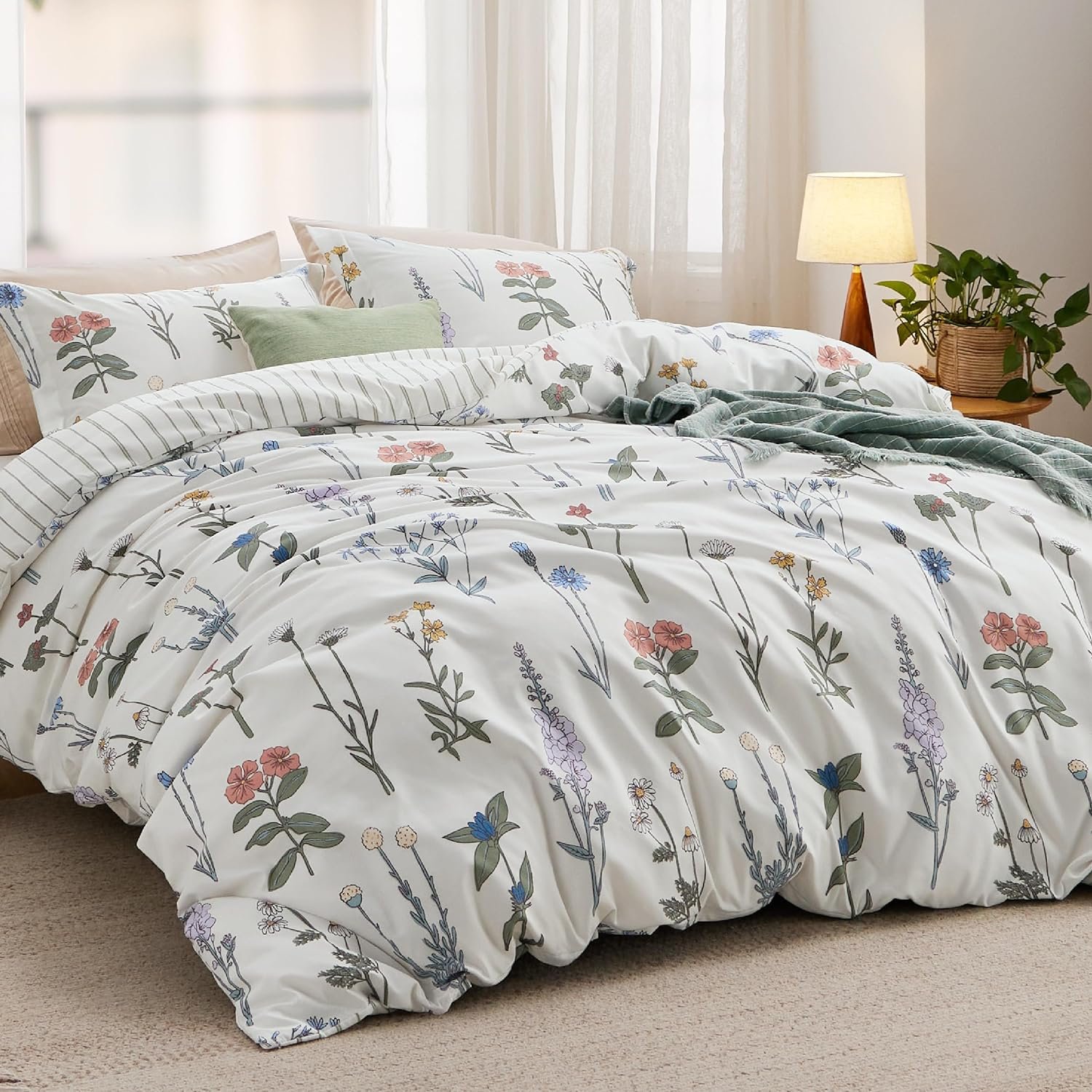 Duvet Cover Queen Size - Reversible Cute Floral Duvet Cover Set with Zipper Closure, 3 Pieces White Bedding Set with 8 Corner Ties and 2 Pillow Shams 20"x26" - Image 2
